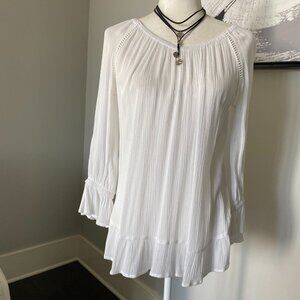 Flowy White INC Top
